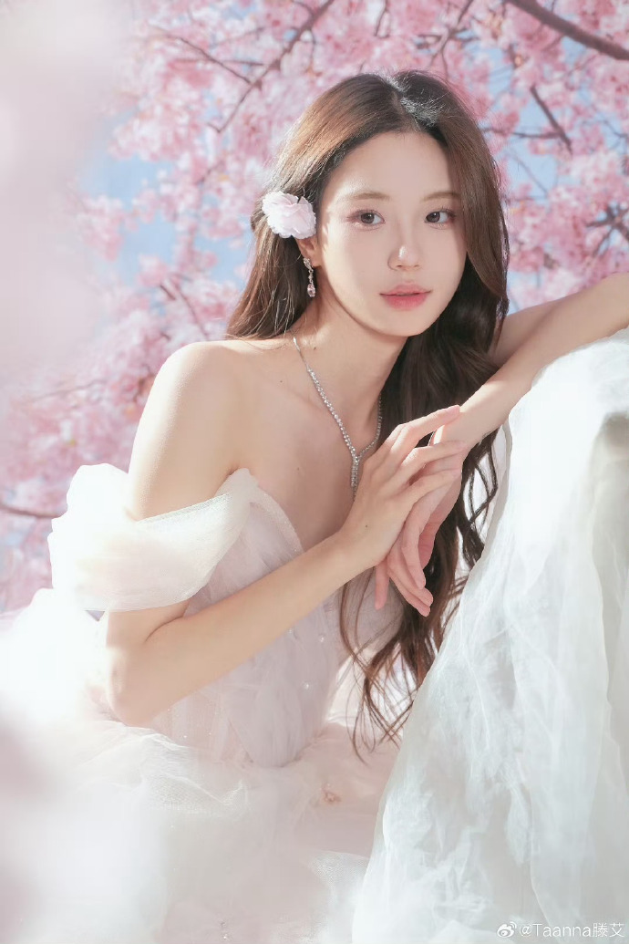 天官赐福 封面