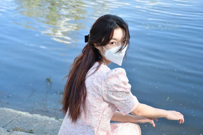 布里奇顿 封面