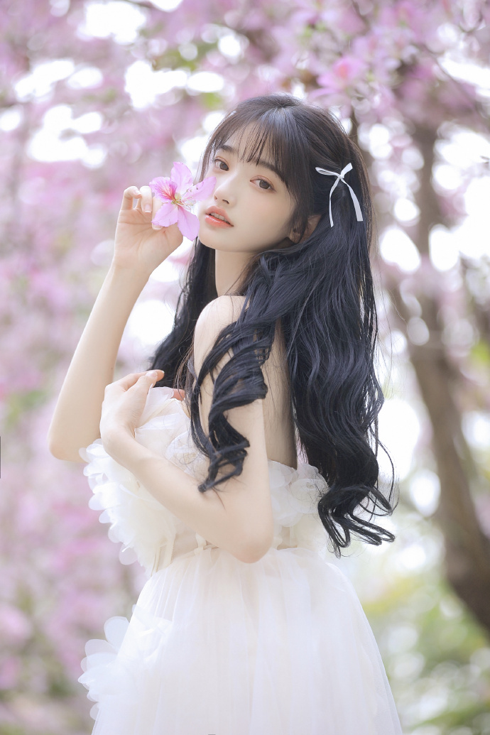 《野狗骨头》圆满落幕：幸福结局感动观众，每个故事都有圆满的归宿
