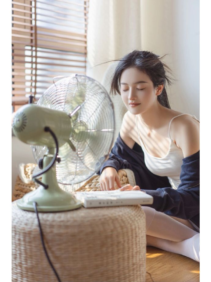 邹市明投资失利，7年亏损两亿，直播还债婚姻堪忧